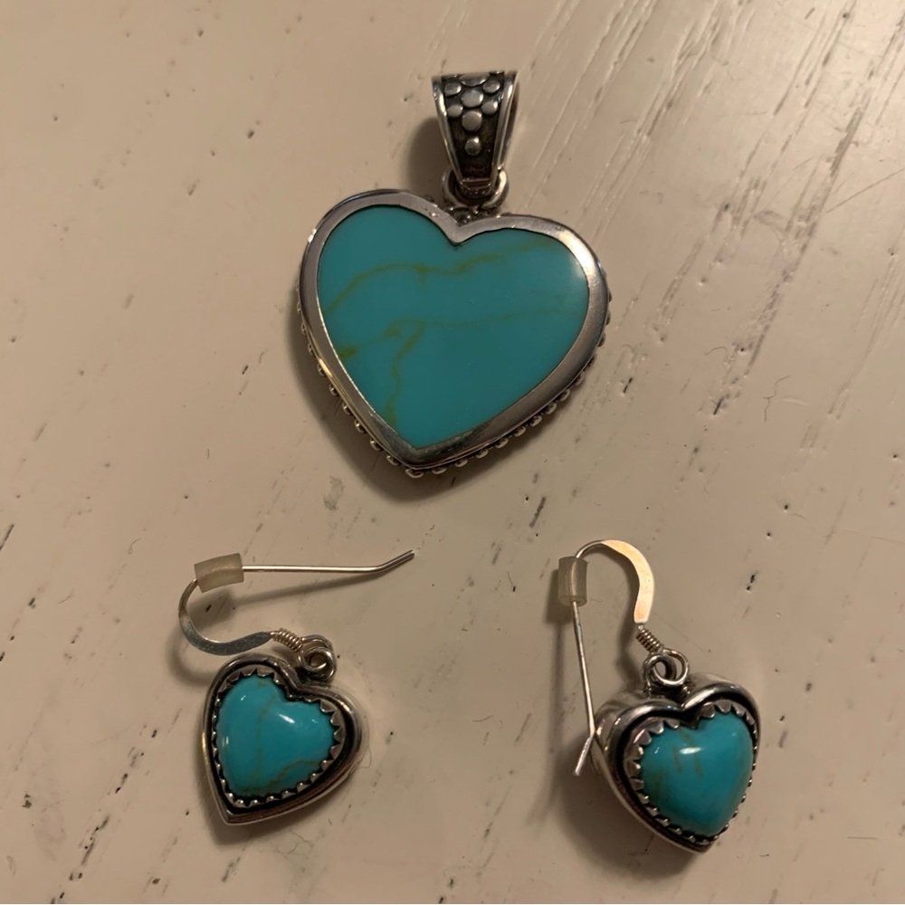 925 Silver Turquoise Pendant and Earrings set